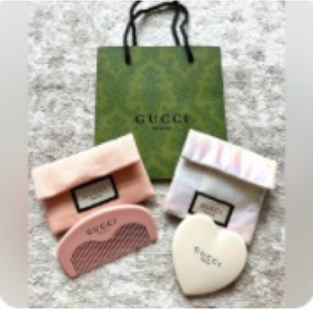Gucci Beauty - Travel Size Mirror & Hair Comb